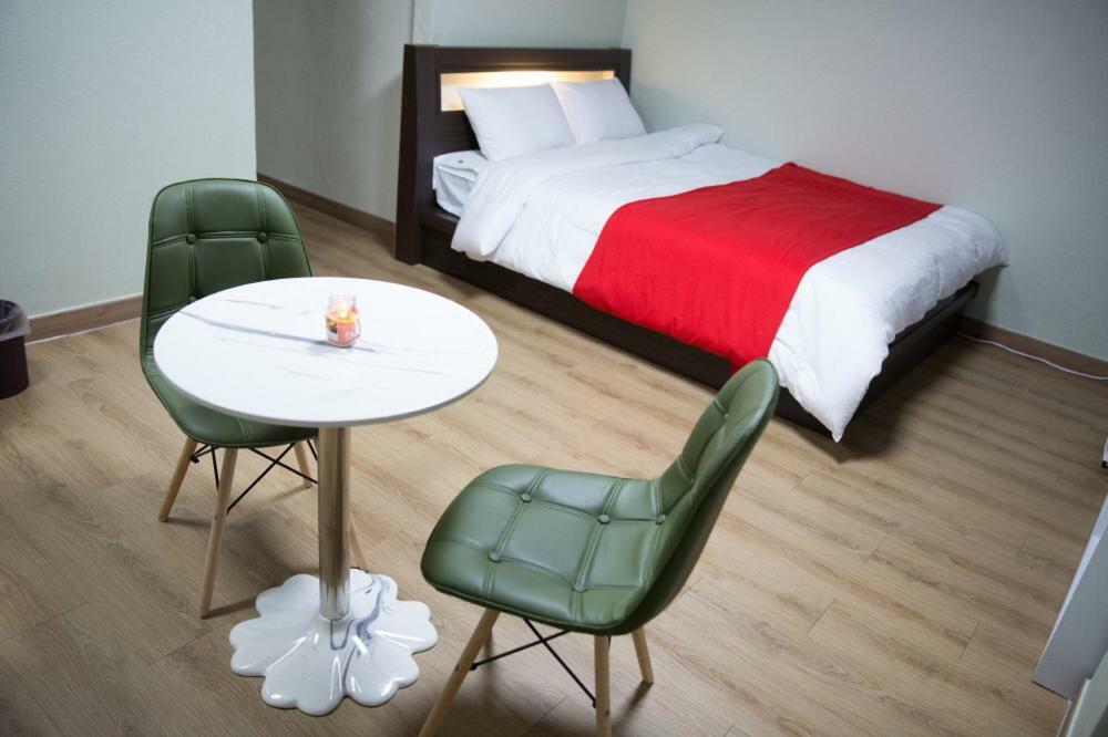Hotel Castle Suncheon Esterno foto