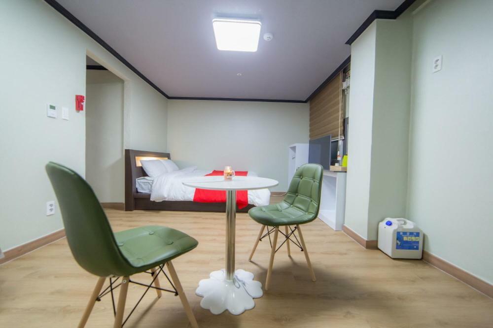Hotel Castle Suncheon Esterno foto